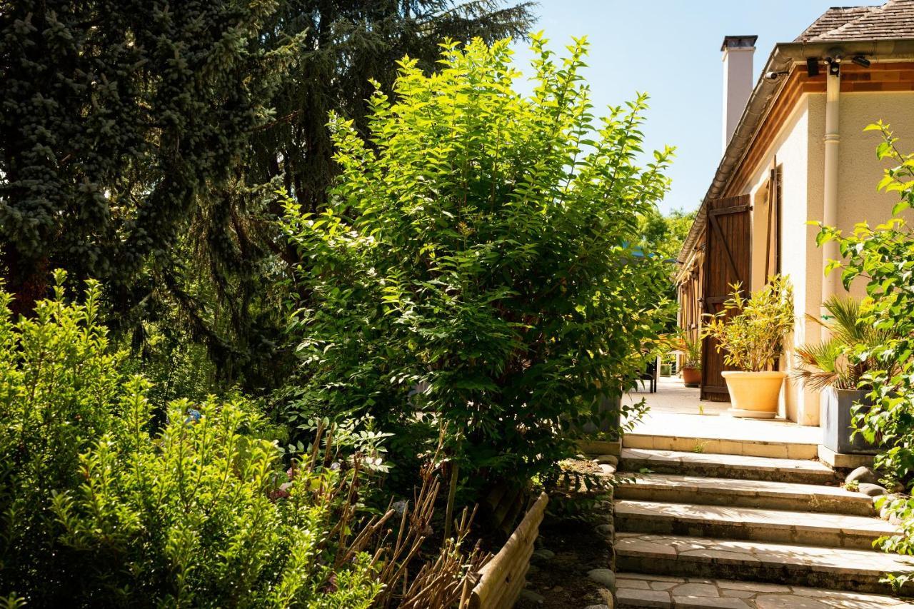 Bed and Breakfast La Demeure Aux Pins Lurdy Exteriér fotografie