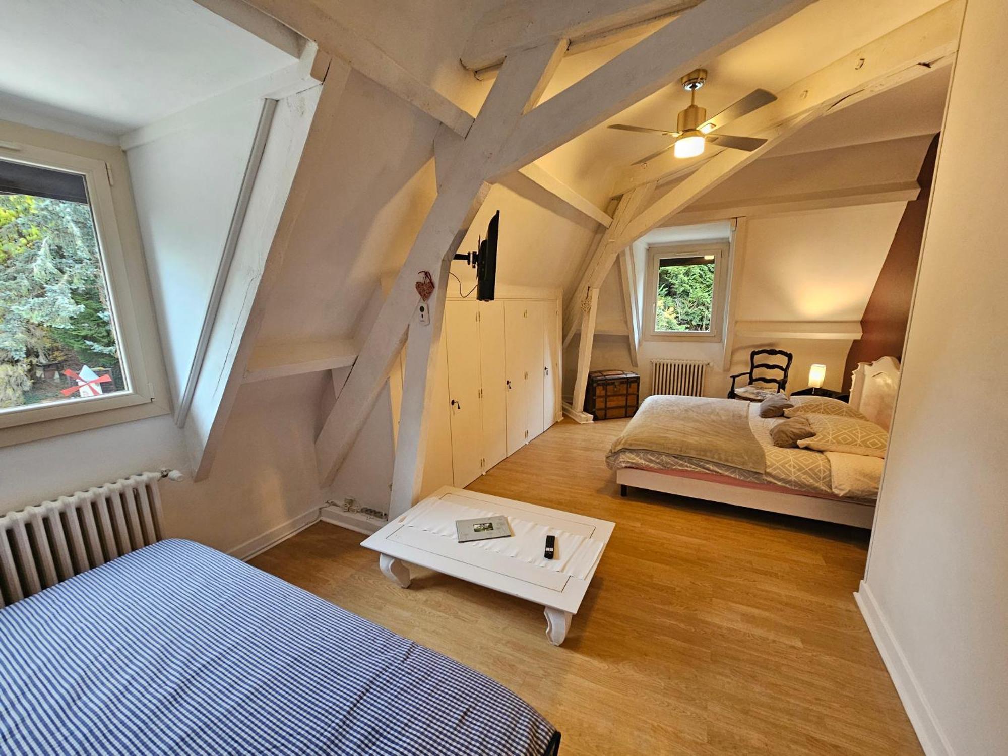 Bed and Breakfast La Demeure Aux Pins Lurdy Exteriér fotografie