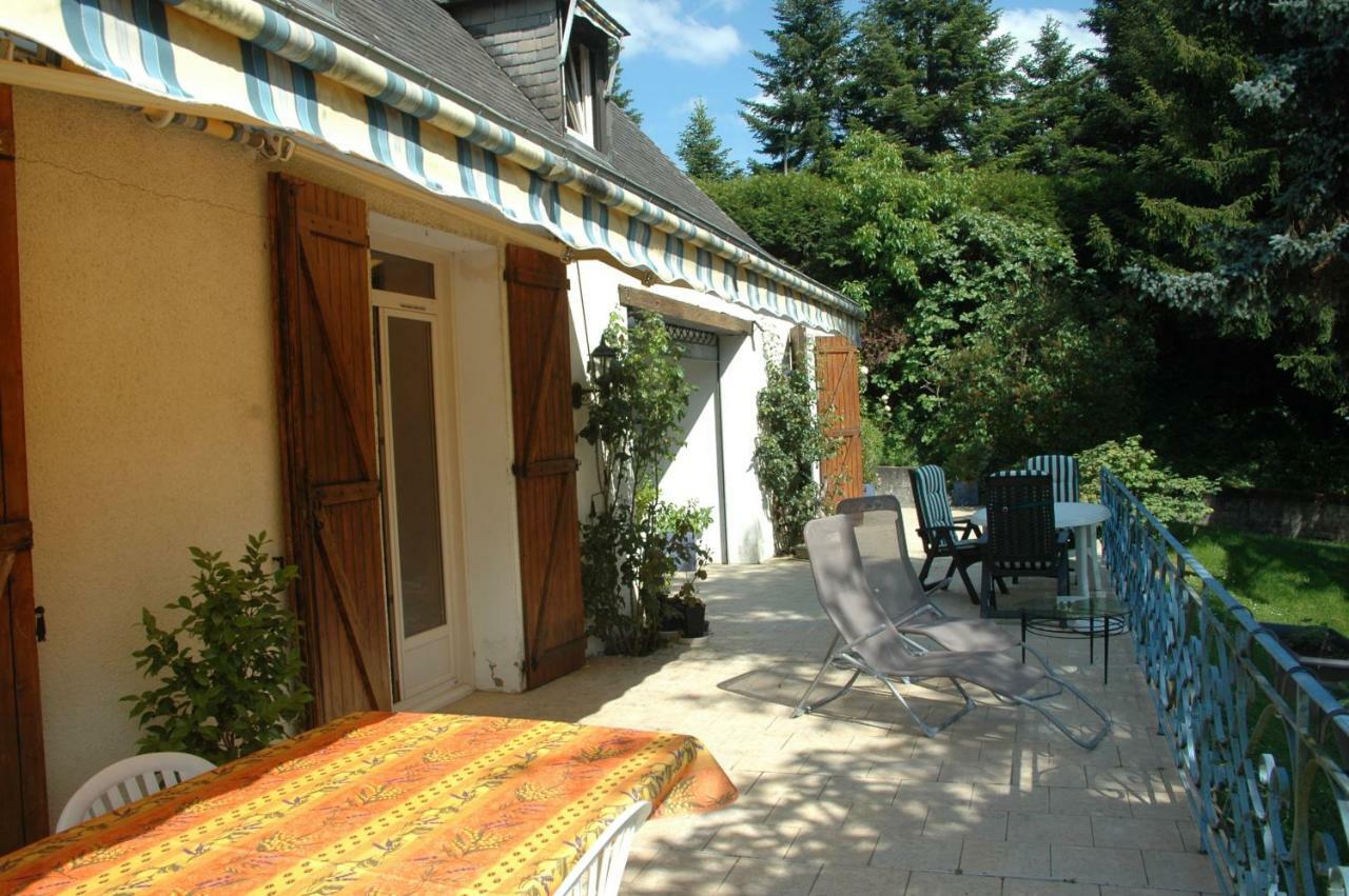 Bed and Breakfast La Demeure Aux Pins Lurdy Exteriér fotografie